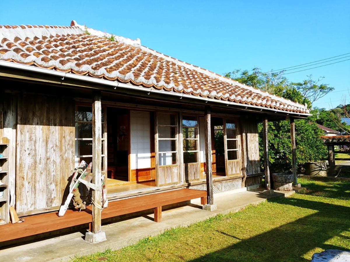 Cottage Canac Motobu Esterno foto